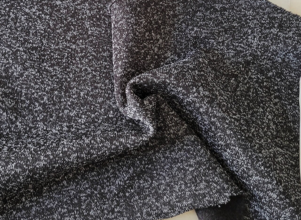 1 Yard Heather Black Polyester Fleece Knit Ultra-Soft, Cozy Fabric for Jackets, Blankets & Cold-Weather Projects